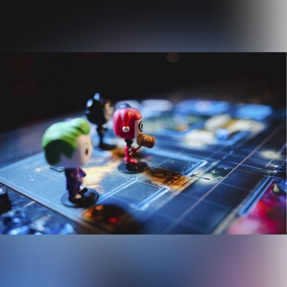 NWT POP! Funkoverse Board Game: DC Comics #100 Base Set - Picture 5 of 12